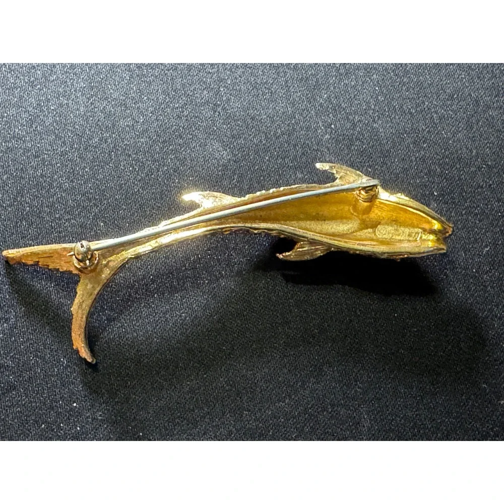 Coro Vintage Gold Tone Koi Fish Brooch Figural Carp Pin Nautical Jewelry